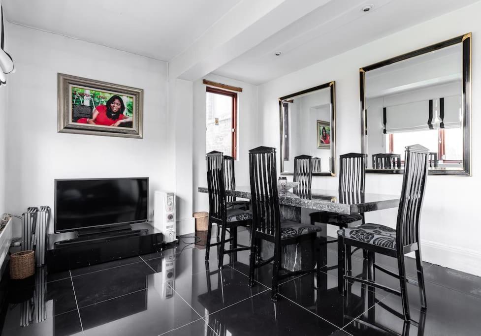 Apartmán Stunning Three Bed In West Hampstead Londýn Exteriér fotografie